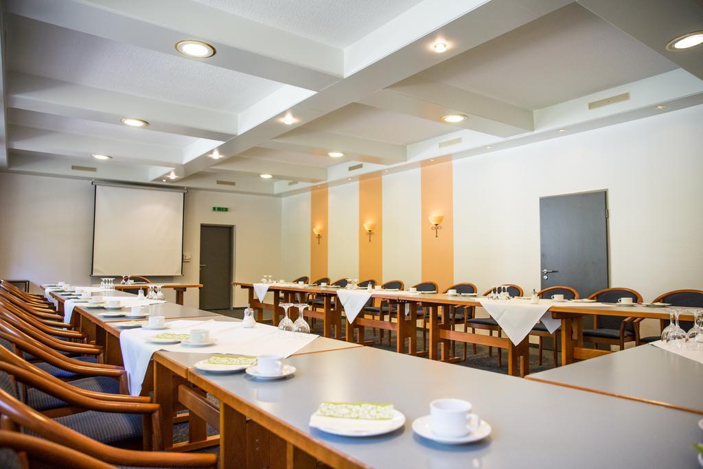Hotel Ostfriesen Hof Лер Екстер'єр фото