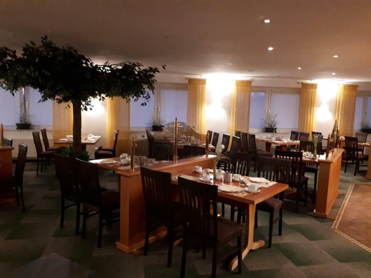 Hotel Ostfriesen Hof Лер Екстер'єр фото